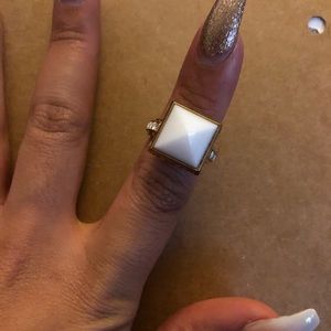 Henri Bendel Ring